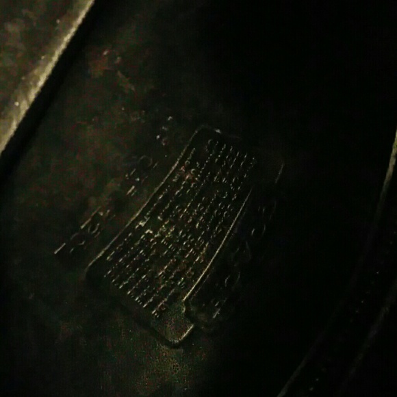 Vintage Coach Crossbody - Picture 5 of 8